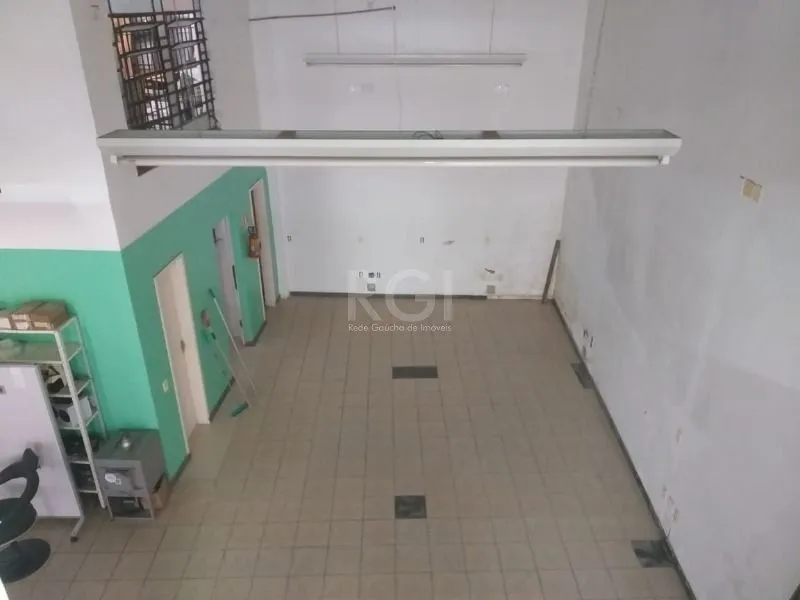 Imagem Loja para Locação na av crsitóvao prox total - 600m²,