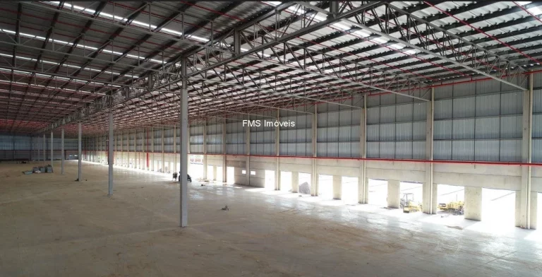 Imagem Galpão comercial para locação em Guaíba-RS, Zona Rural Pq. 35: 2 banheiros, 10 vagas, 13.000 m² de área. Venha conferir!