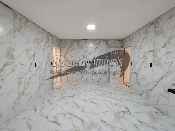 Imagem Casa para venda em Santos, sobreposta alta no Embaré