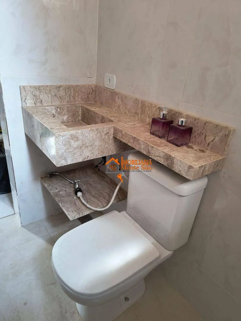Imagem Sobrado com 3 dormitórios à venda, 140 m² por R$ 330.000,00 - Parque Residencial Bambi - Guarulhos/SP