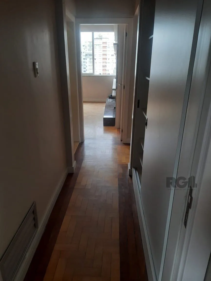Imagem Apartamento 3 dormitórios à venda Centro Histórico Porto Alegre/RS