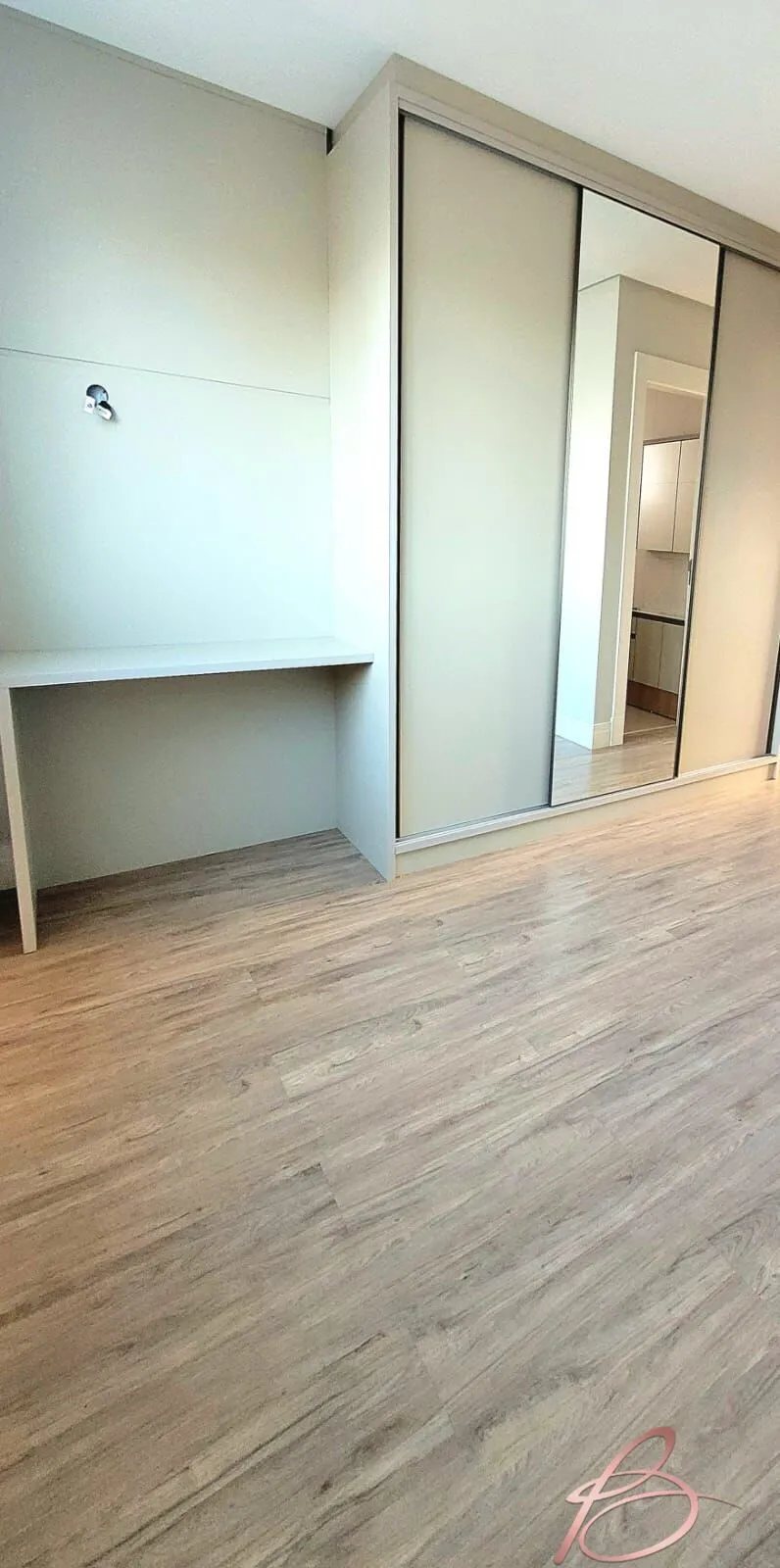Imagem Apartamento Alto Padrão 2 suítes e 2 demi a 500 metros do mar
