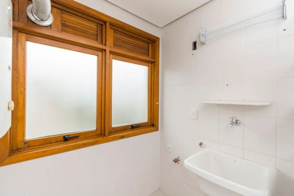 Imagem Apartamento 3 dorms à venda Rua João Ernesto Schmidt, Jardim Itu - Porto Alegre