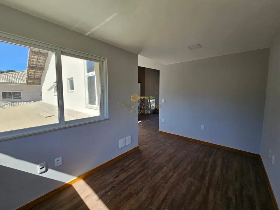 Imagem Casa em Condomínio para Venda em Teresópolis / RJ no bairro Green Valley