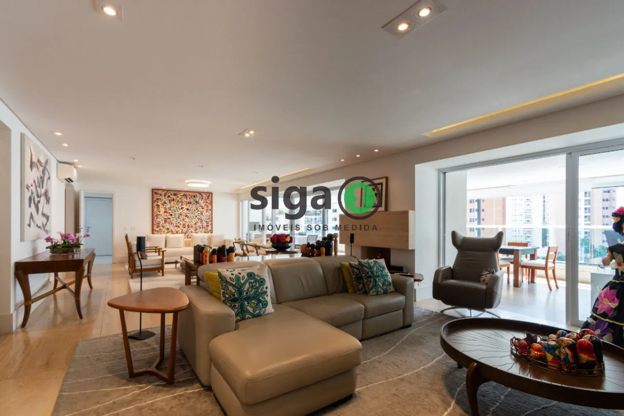 Imagem Apartamento alto padrão à venda em Moema 335 m² 4 suítes e 4 vagas