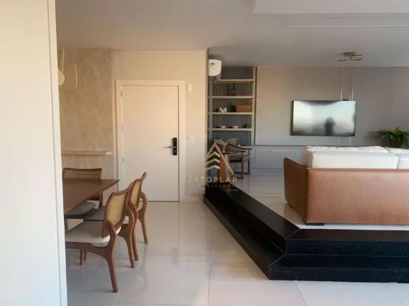 Imagem Apartamento com 4 dormitórios à venda, 200 m² por R$ 4.200.000,00 - Meia Praia - Itapema/SC