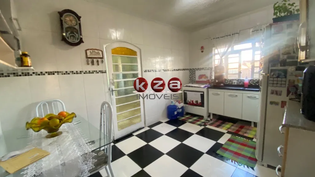 Imagem Imperdível oportunidade: Casa à venda em Valinhos-SP, bairro Jardim Santo Antônio! 2 quartos, 1 suíte, 1 sala, 3 banheiros, 3 vagas de garagem, 163 m².
