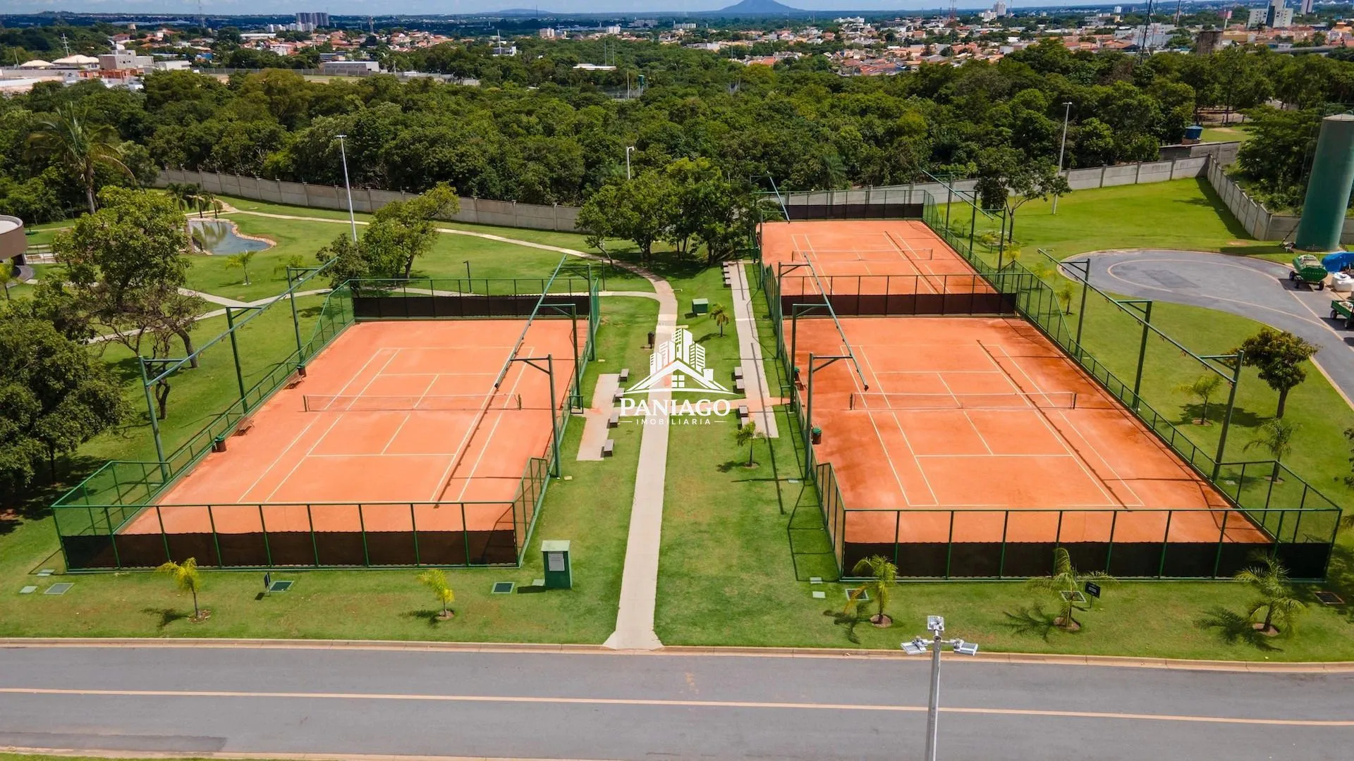 Imagem Lote à Venda no Ginco Supremo Itália Próximo à Portaria em Frente ao Lago |720m²