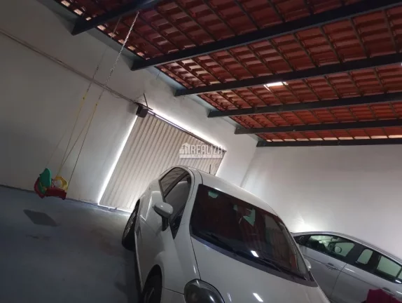 Imagem Casa padrão à venda no Bairro Parque das Aroeiras, Uberaba - 2 dormitórios e suíte!