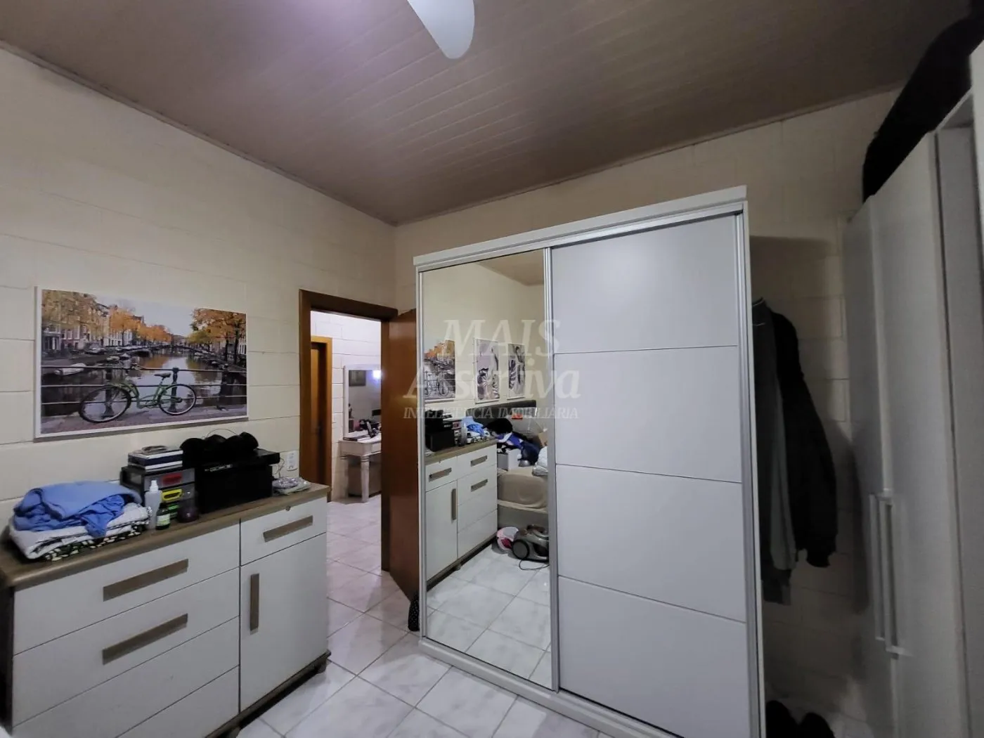Imagem Ótimo Sítio à venda localizado no bairro Águas Claras em Viamão/RS