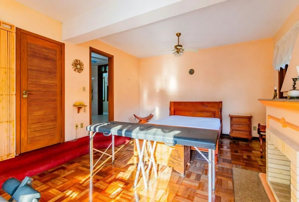 Imagem Casa 3 Dormitórios Bairro Teresópolis - Porto Alegre