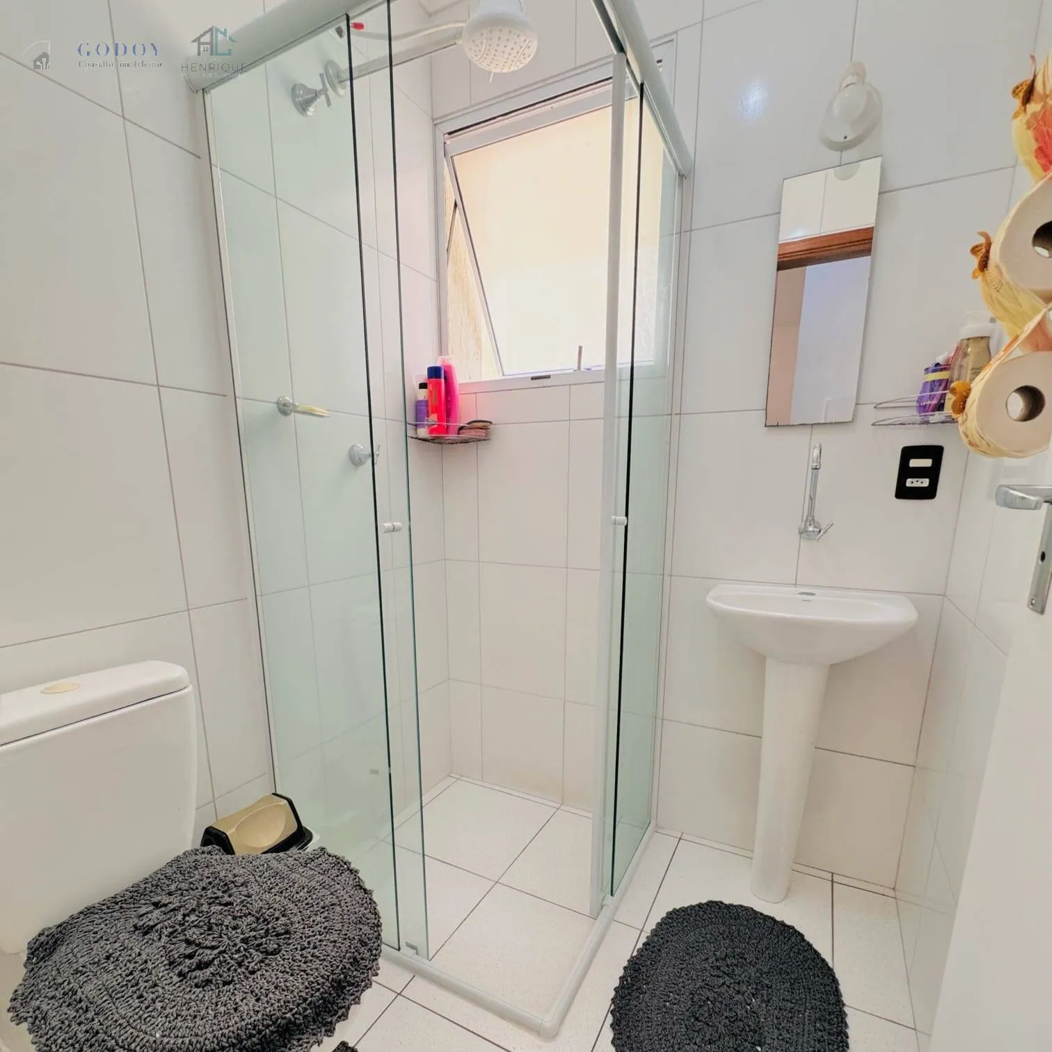 Imagem Apartamento 2 Quartos em Condomínio com Piscina - Pronto para Morar