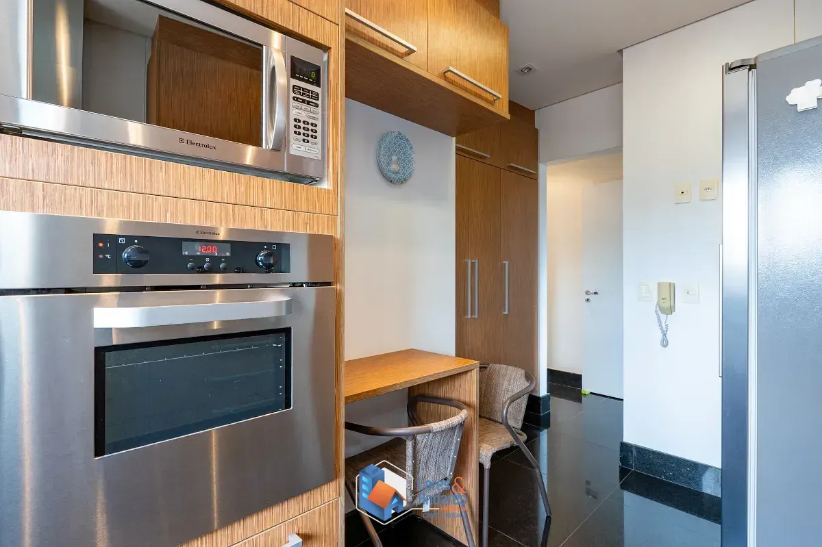 Imagem Apartamento para venda em Vila Nova Conceição com 3 quartos, sendo 3 suítes, 180m²