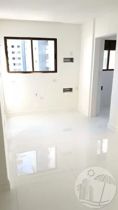Imagem Espetacular Apartamento Frente Mar com 3 Quartos e 2 Vagas