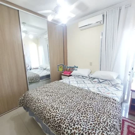 Imagem Apartamento belíssimo frente Vila Caiçara, Desperte todos os dias com o som das ondas e uma vista panorâmica incrível neste espaçoso apartamento de 2 dormitórios, de frente para o mar, onde cada detalhe foi pensado para oferecer conforto e qualidade de vi