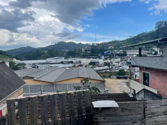 Imagem VENDO ESTE EXCELENTE TERRENO COM FRENTE PARA AS 2 RUAS - NOVA FRIBURGO RJ.