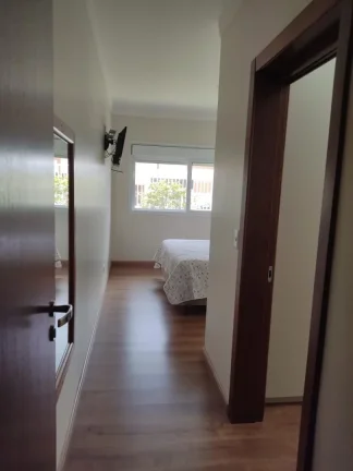 Imagem Casa com Piscina à venda em Cascavel, Recanto Tropical - 214m²