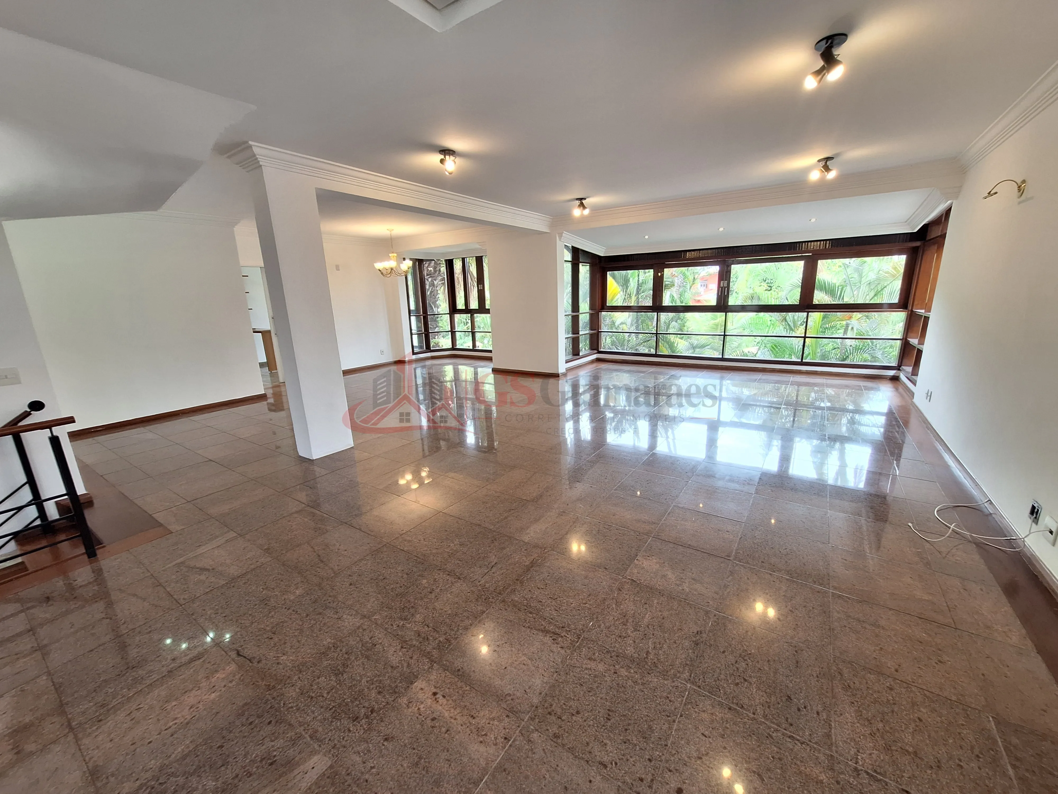 Imagem Casa no Residencial 10 - 421,06 m², 1 dormitório | Alphaville