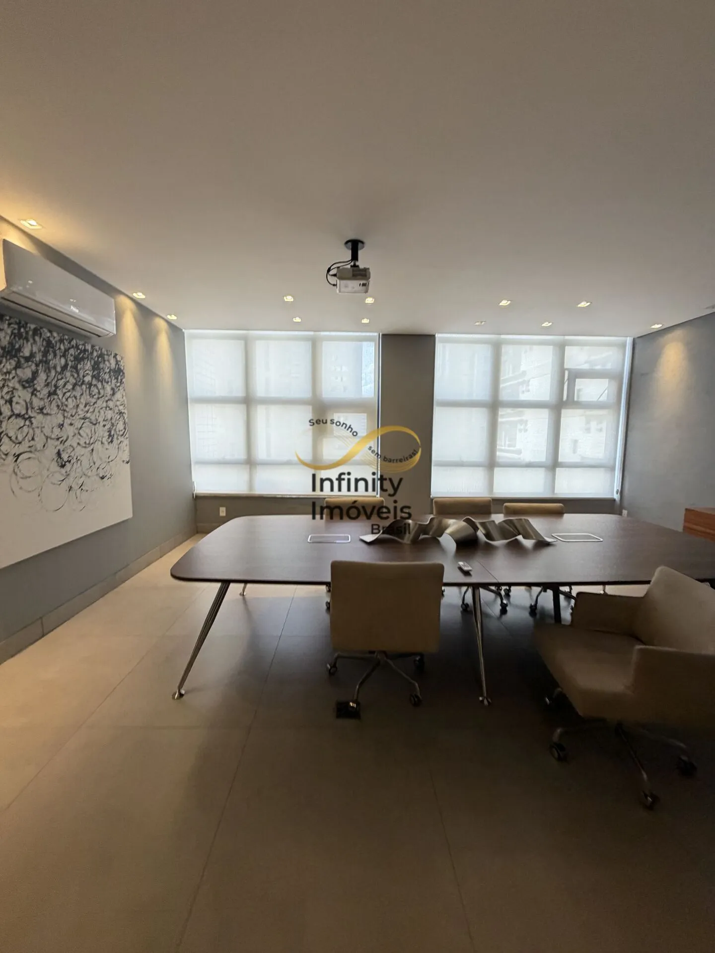 Imagem Sala comercial à venda no bairro Savassi - Belo Horizonte/MG