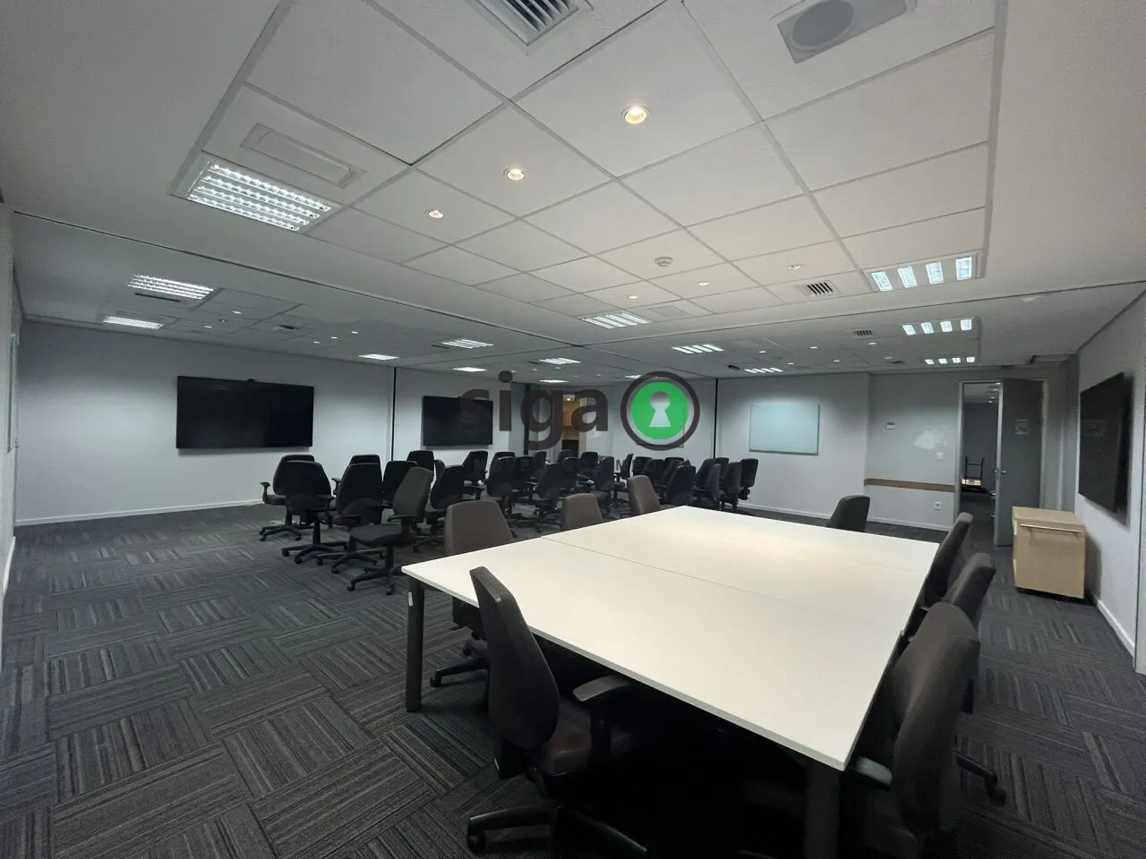 Imagem Conjunto Comercial de 743m², locação - Jardim São Luiz - São Paulo/SP