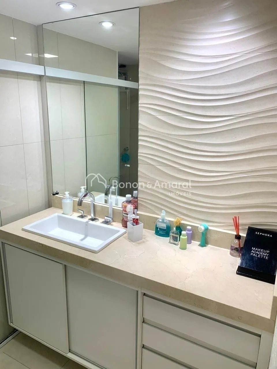 Imagem Apartamento a venda no Cambuí, 3 aurtos, 2 suítes, 105 m² em Campinas