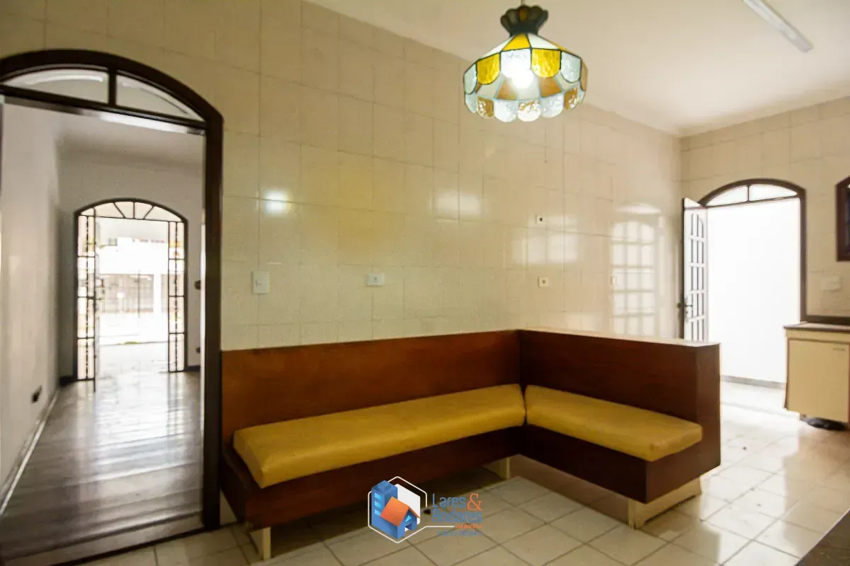 Imagem Sobrado para venda em Conjunto Residencial Butantã com 5 quartos, sendo 2 suítes, 187m²