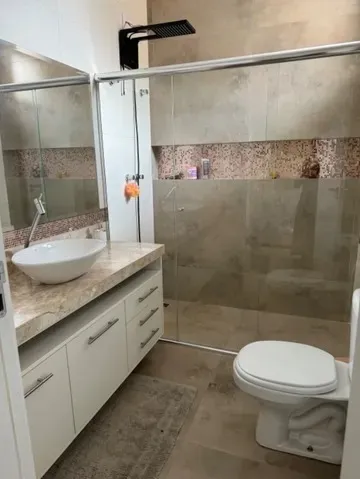 Imagem Lindo Sobrado à Venda em Condomínio Fechado em Sorocaba - 3 Suítes, Espaço Gourmet e Energia Solar