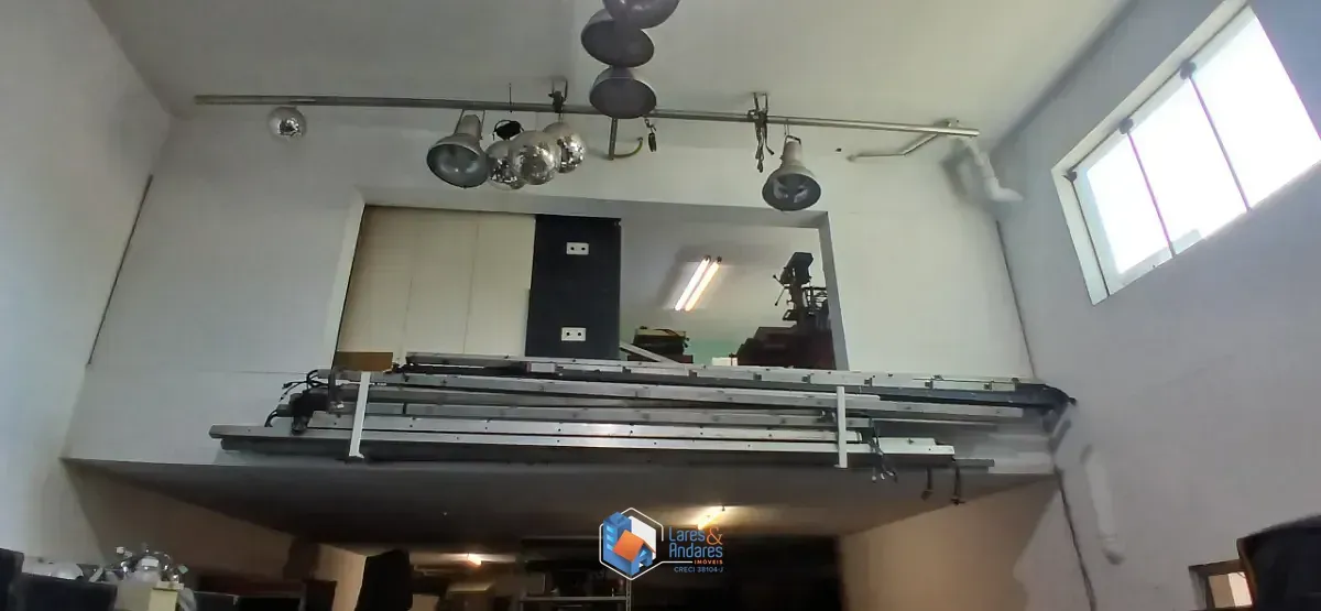 Imagem Casa comercial para venda em São Judas, 331m²