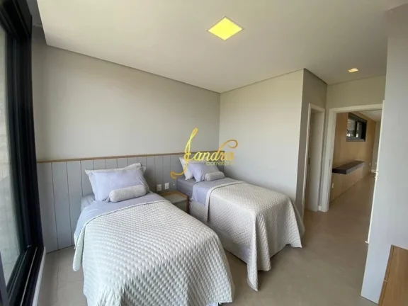 Imagem Sobrado com piscina, 06 suítes, mobiliado e decorado