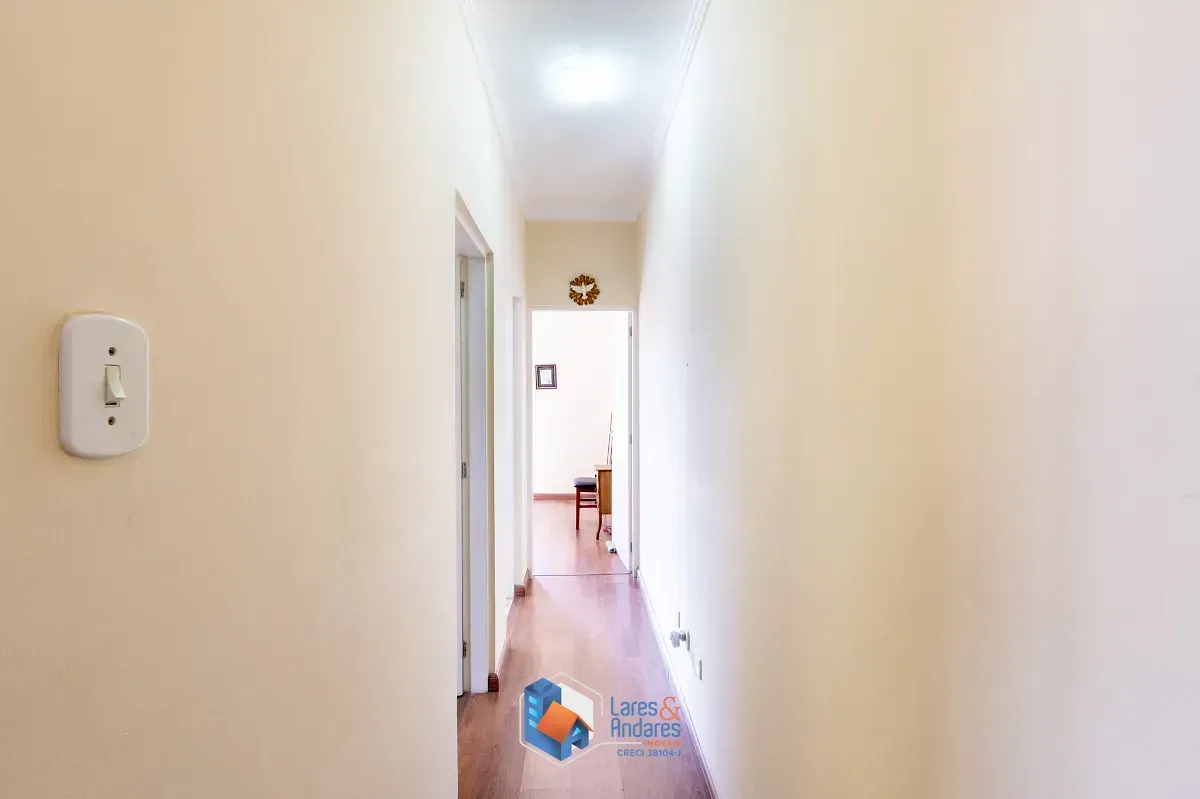 Imagem Casa para venda em Jardim das Palmas com 3 quartos, 168m²