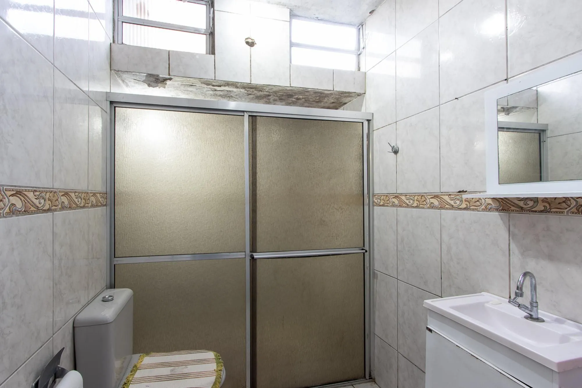 Imagem Casa de 3 dormitórios, 1 suíte e 2 vagas no bairro Vila Conceição.