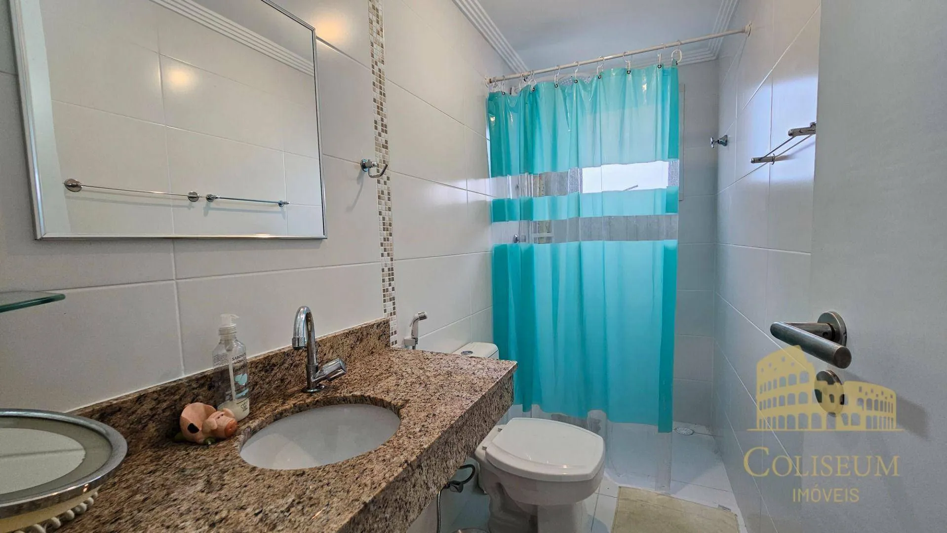 Imagem Apartamento com 3 dormitórios à venda, 122 m² por R$ 890.000,00 - Vila Guilhermina - Praia Grande/SP