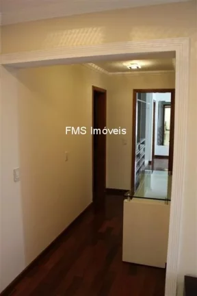 Imagem Apartamento de luxo à venda no Bosque da Saúde, São Paulo-SP: 4 quartos, 3 suítes, 4 salas, 4 vagas de garagem!