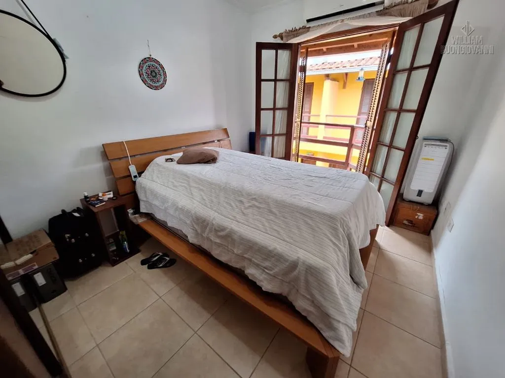 Imagem Casa de condomínio 2 dormitórios com piscina em Mongaguá