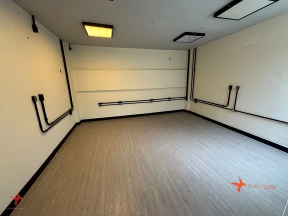 Imagem Casa Comercial à Venda em Pinheiros, São Paulo-SP: 5 Salas, 3 Banheiros, 1 Vaga de Garagem e 120m de ?rea