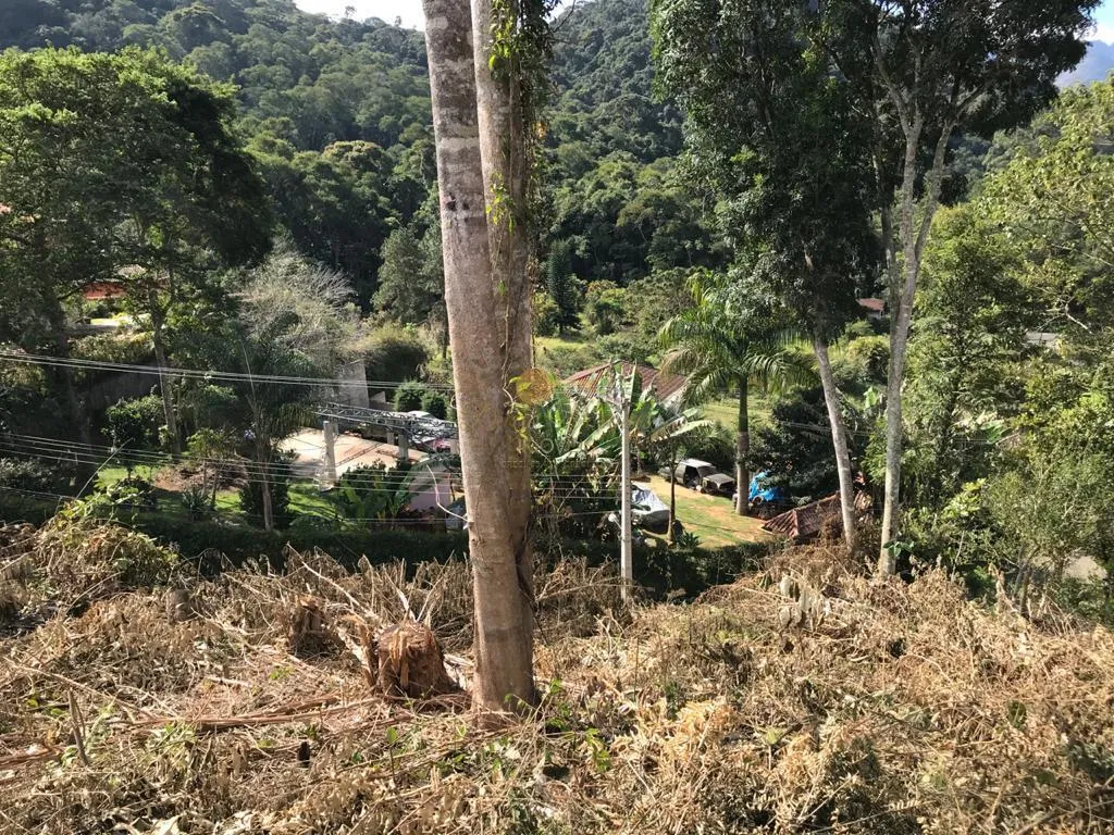 Imagem Terreno em Condomínio para Venda em Teresópolis / RJ no bairro Vargem Grande