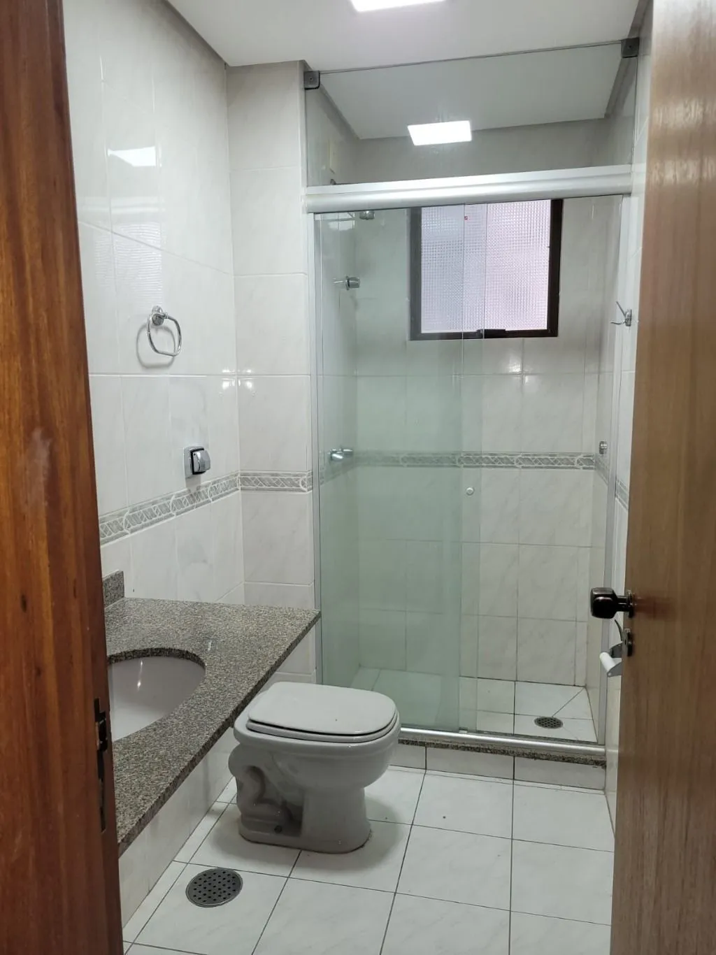 Imagem Apartamento de 3 quartos, suíte e 2 vagas de garagem no bairro Petrópolis em POA