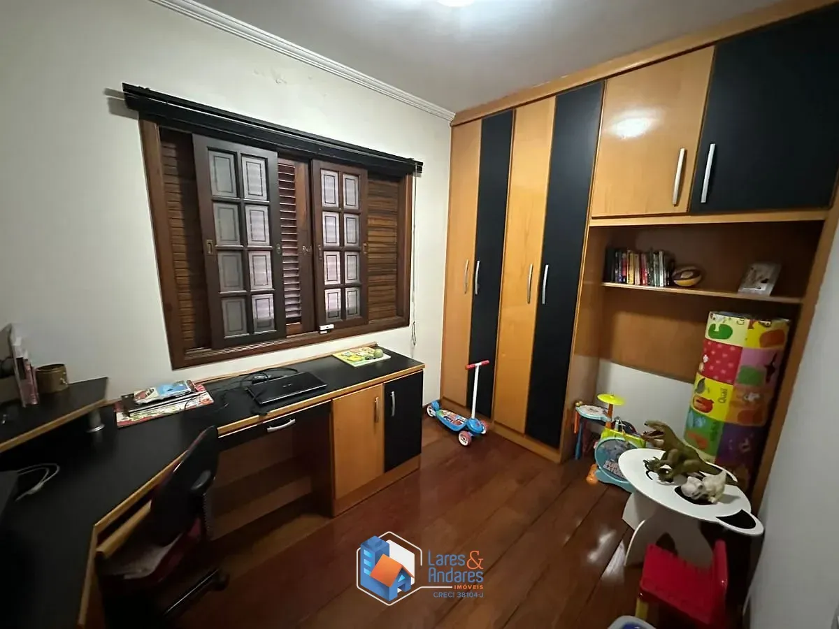 Imagem Sobrado para venda em Vila Carrão com 3 quartos, sendo 1 suíte, 157m²