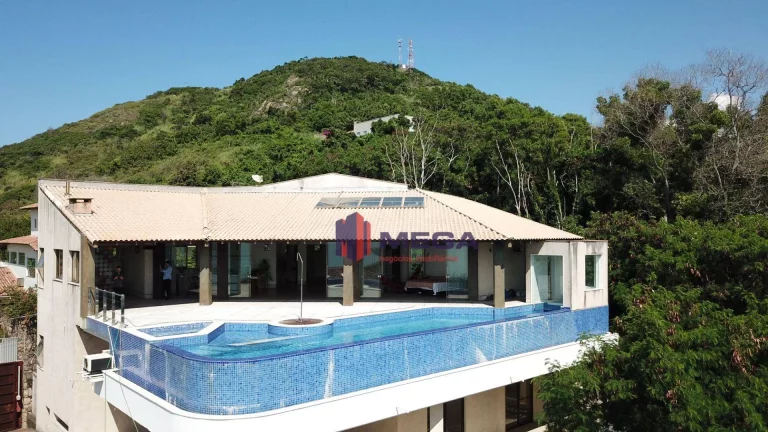 Imagem Casa dos sonhos no Morro do Moreno à venda, 423 m² por R$ 3.950.000 - Praia da Costa - Vila Velha/ES