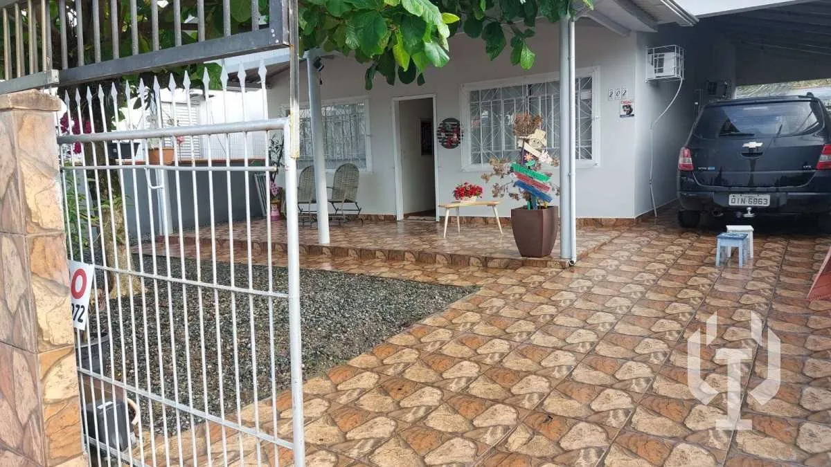 Imagem Casa à venda, com 5 quartos, 308m2