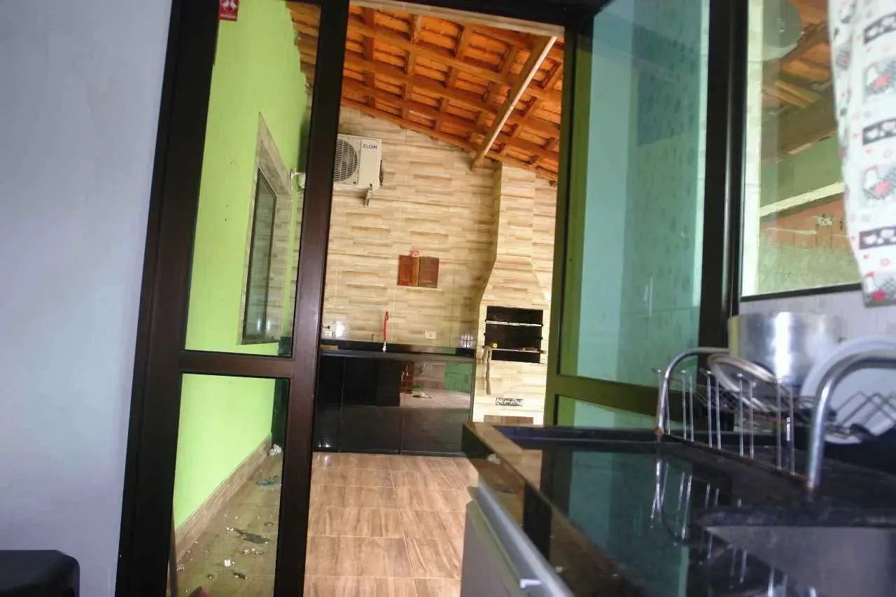 Imagem Casa com 1 Quarto à Venda, 10 m² em  - 