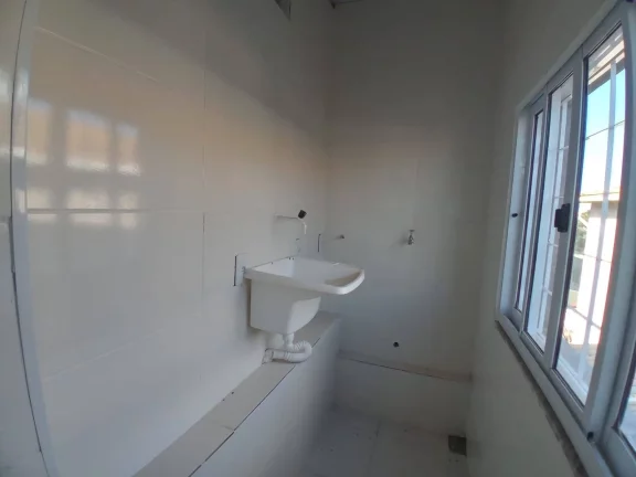 Imagem Casa geminada, 2 quartos, sendo 1 suíte - Santa Amélia