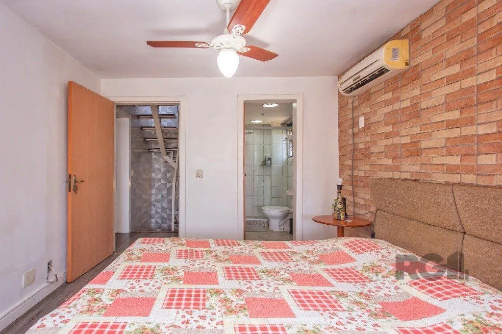 Imagem Casa em condomínio de 177m², 3 dormitórios, 1 vaga no bairro Ipanema