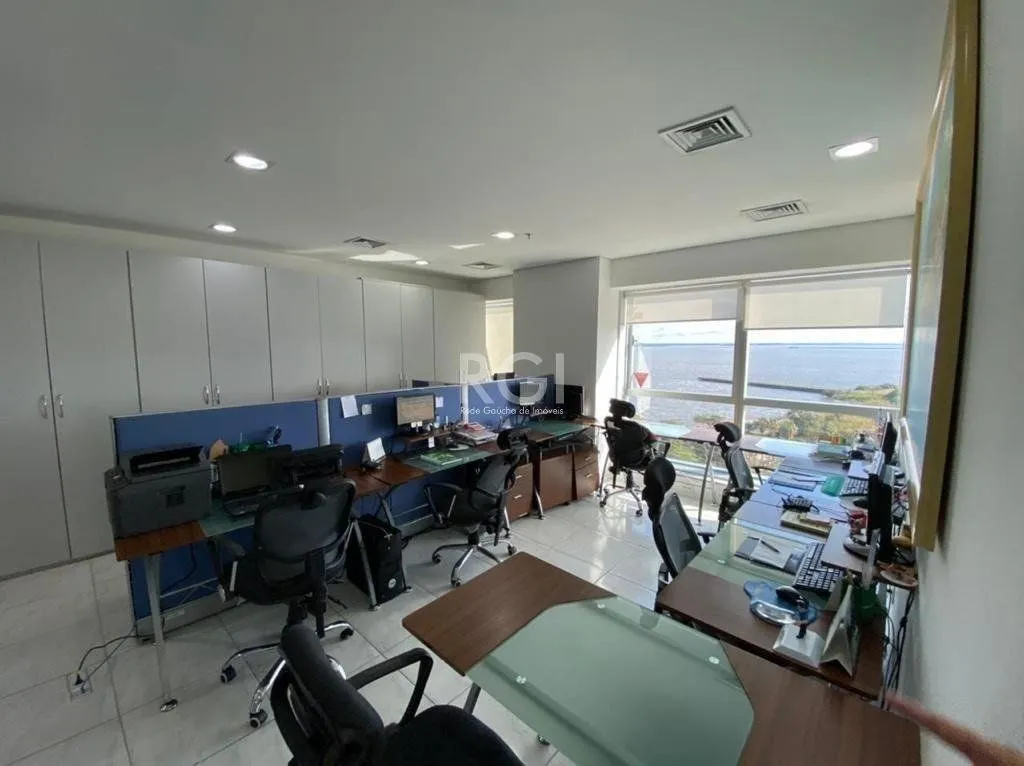 Imagem Salas Comerciais ,Imóvel MOBILIADO com 121m²
