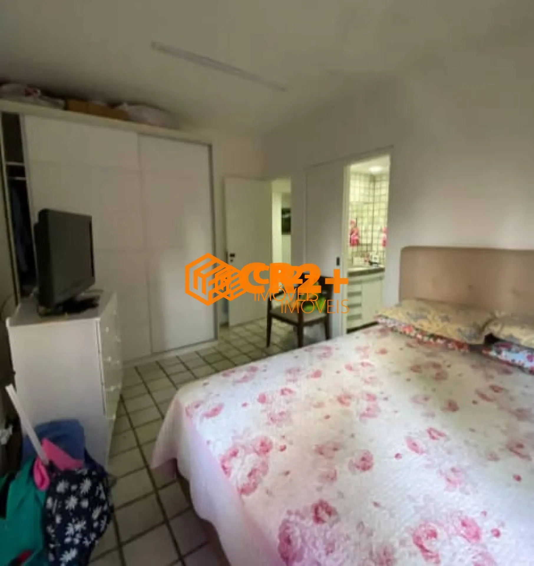 Imagem Apartamento a Venda 180m2 com 4 Quartos, 2 Suítes, em Candeias.