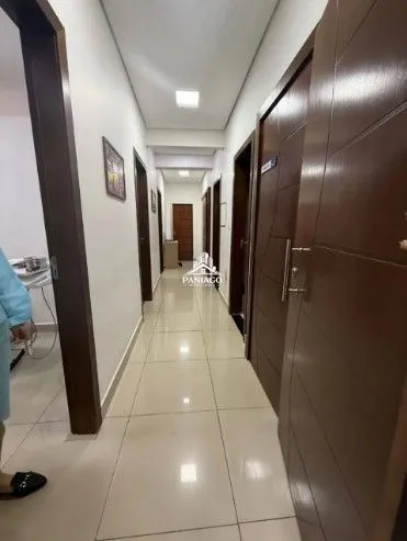Imagem Ponto comercial no centro do cristo rei - com 7 salas e 2 casas nos fundos