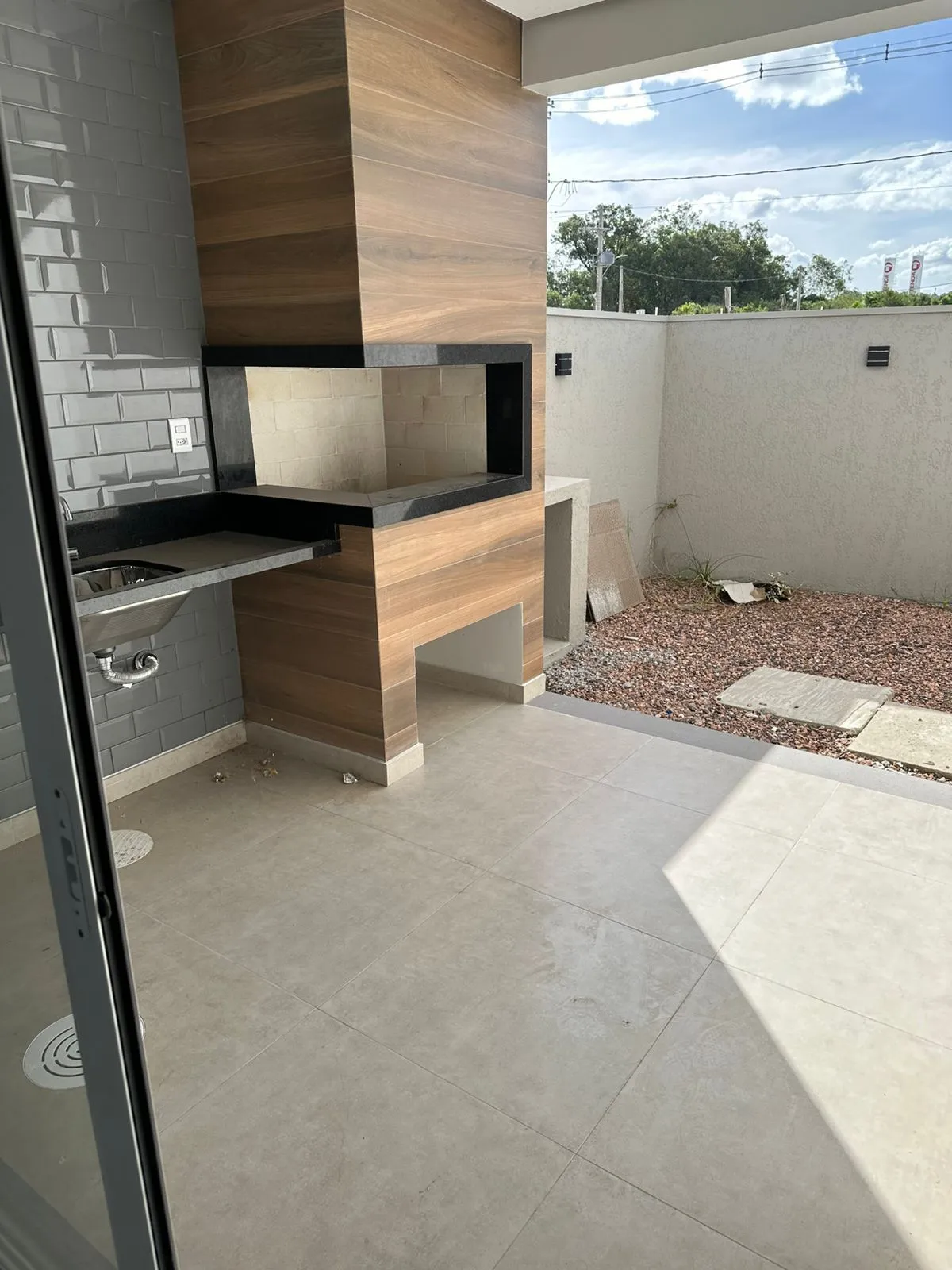 Imagem Casa NOVA no Condomínio Jardins do Condado de 3 dormitórios e 2 vagas