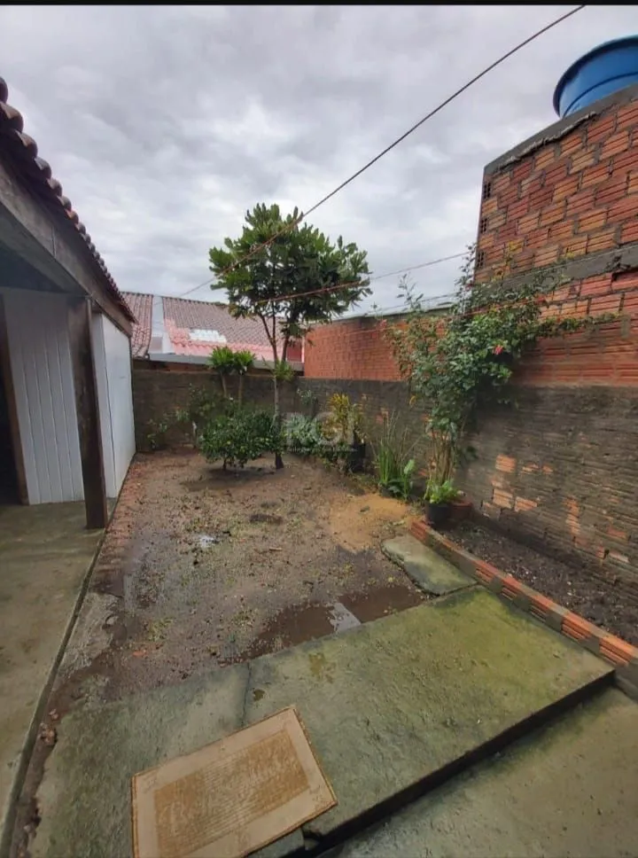 Imagem Casa no Bairro Hipica de 2 dormitórios