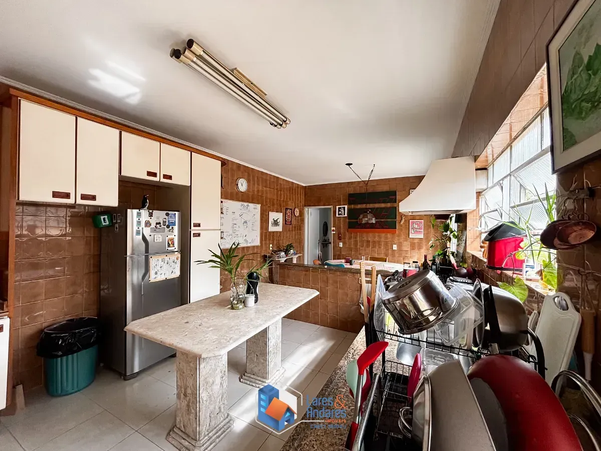 Imagem Casa para venda em Vila Anglo Brasileira com 4 quartos, sendo 1 suíte, 222m²