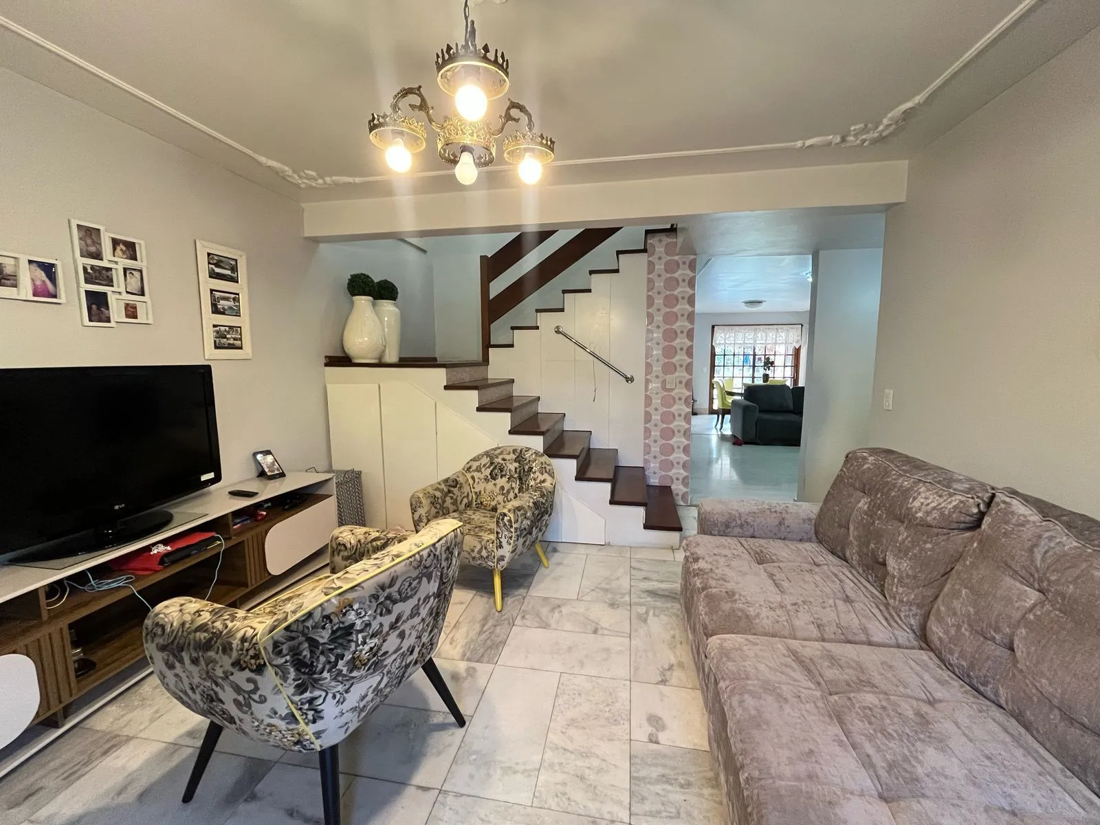 Imagem Casa com piscina a venda em Ipanema